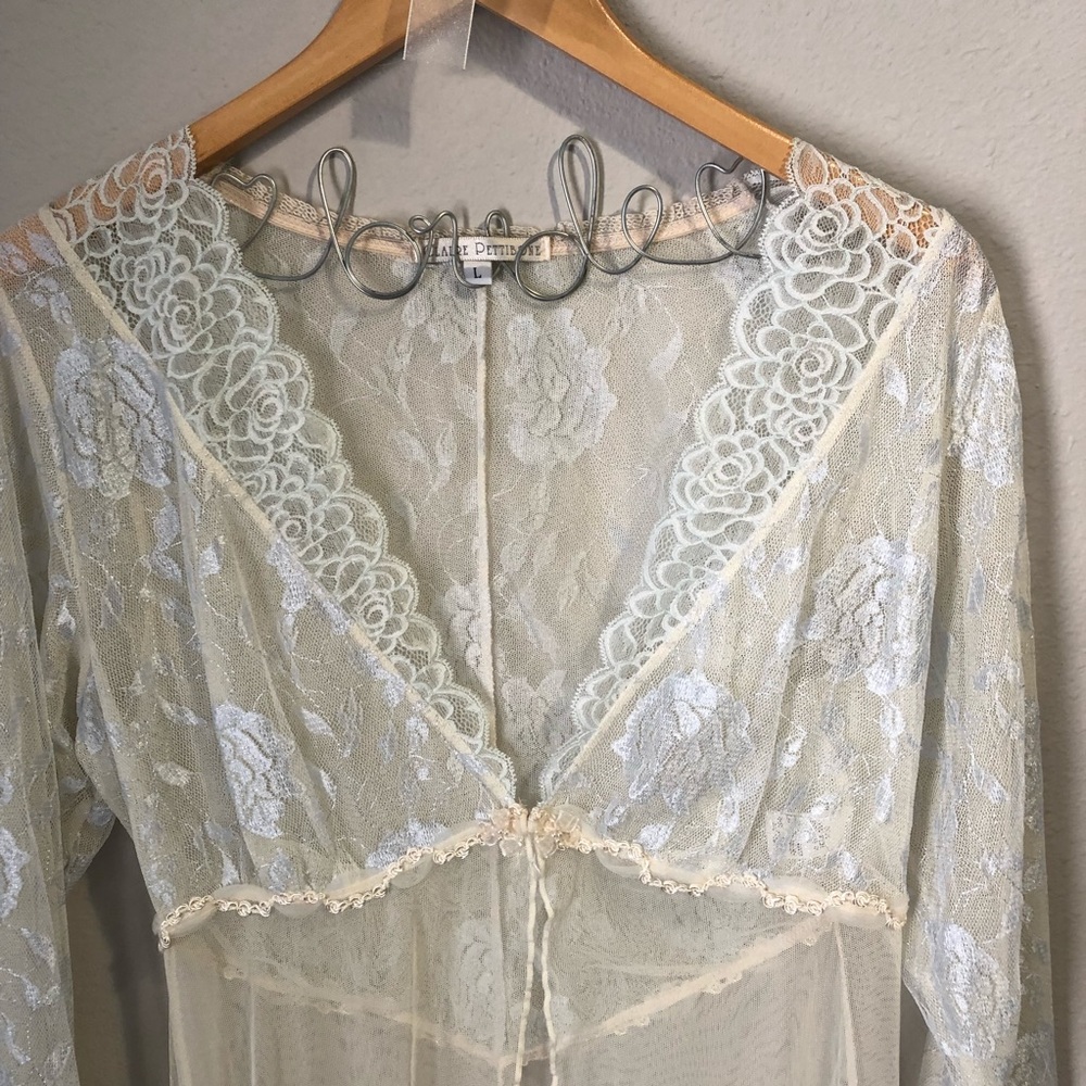VINTAGE CLAIRE PETTIBONE Bride Robe